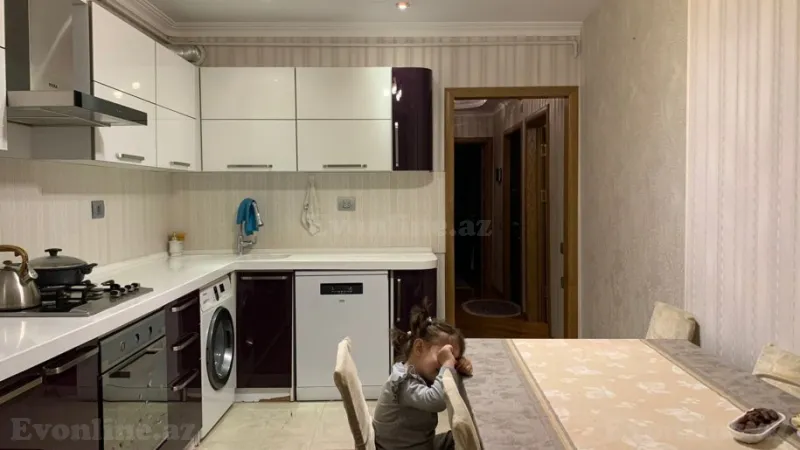 Satılır 2 otaqlı Mənzil Köhnə tikili 65 m² Həzi Aslanov m. - şəkil 5