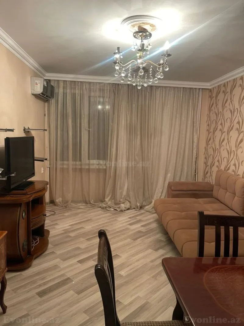 Bakı, Yasamal r., Elmlər Akademiyası m.da 1 otaqlı mənzil kirayə verilir