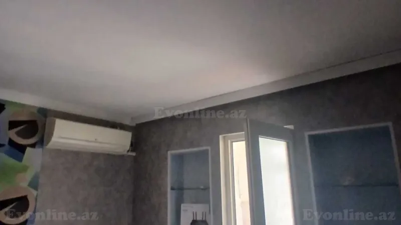 Satılır 2 otaqlı Mənzil Köhnə tikili 52 m² Neftçilər m.