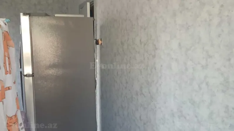 Satılır 2 otaqlı Mənzil Köhnə tikili 52 m² Neftçilər m. - şəkil 3