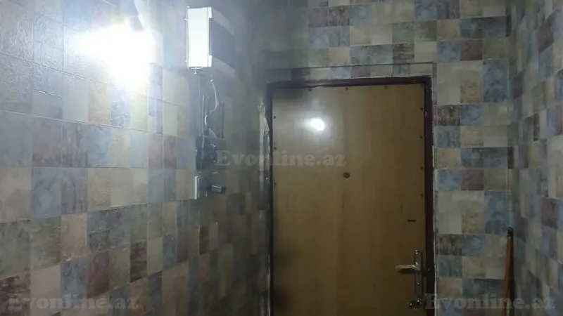 Satılır 2 otaqlı Mənzil Köhnə tikili 52 m² Neftçilər m. - şəkil 4