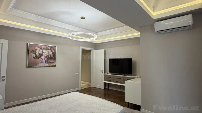 Satılır 4 otaqlı Mənzil Yeni tikili 215 m² Elmlər Akademiyası m. - şəkil 18