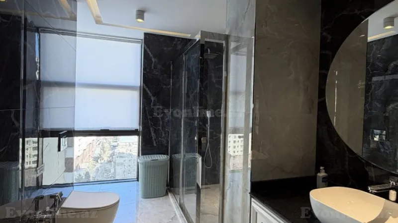 Satılır 4 otaqlı Mənzil Yeni tikili 215 m² Elmlər Akademiyası m. - şəkil 19