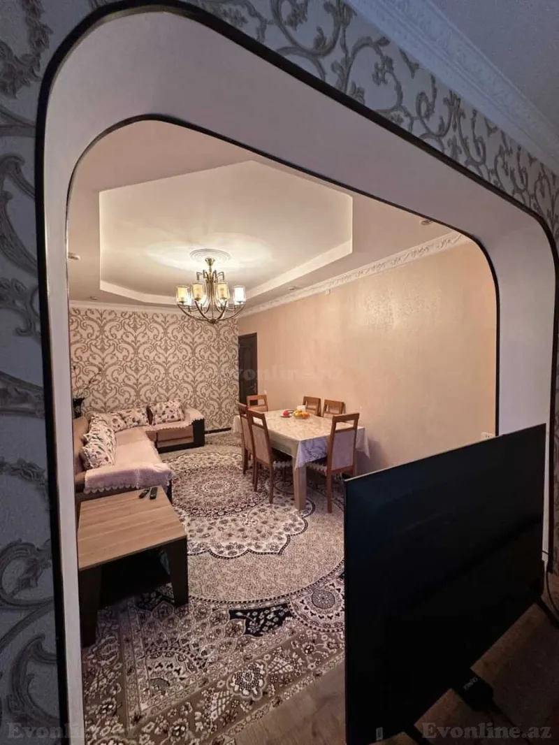 Satılır 3 otaqlı Mənzil Köhnə tikili 85 m² 4-cü mikrorayon