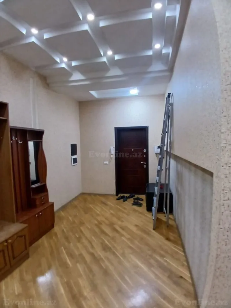 Kirayə verilir 3 otaqlı Mənzil Yeni tikili 130 m² 7-ci mikrorayon - şəkil 3