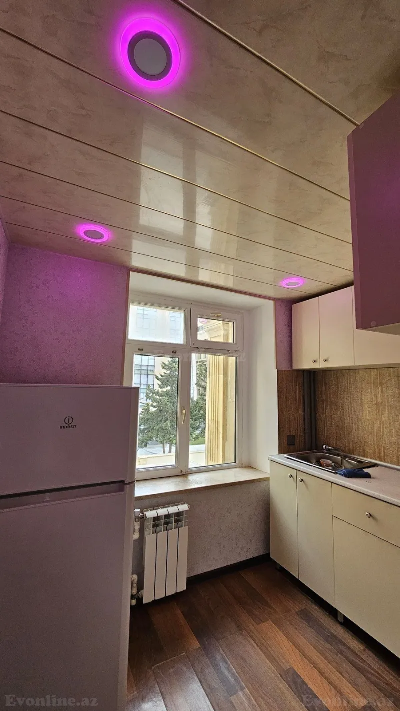 Kirayə verilir 1 otaqlı Mənzil Köhnə tikili 40 m² İçərişəhər m. - şəkil 13