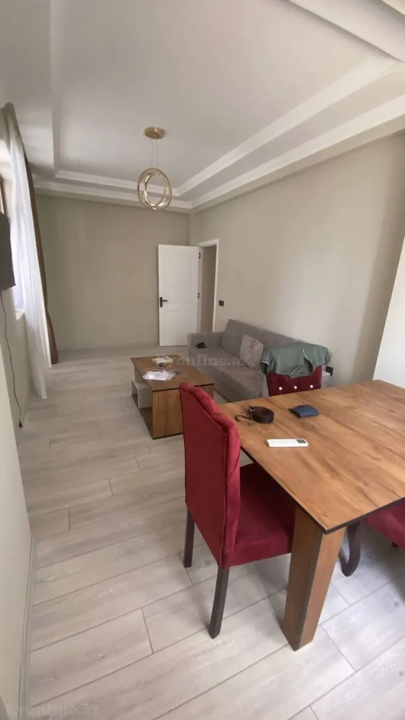 Kirayə verilir 3 otaqlı Mənzil Yeni tikili 130 m² Yeni Yasamal