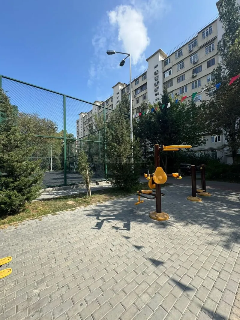 Satılır 3 otaqlı Mənzil Köhnə tikili 85 m² Gənclik m. - şəkil 18