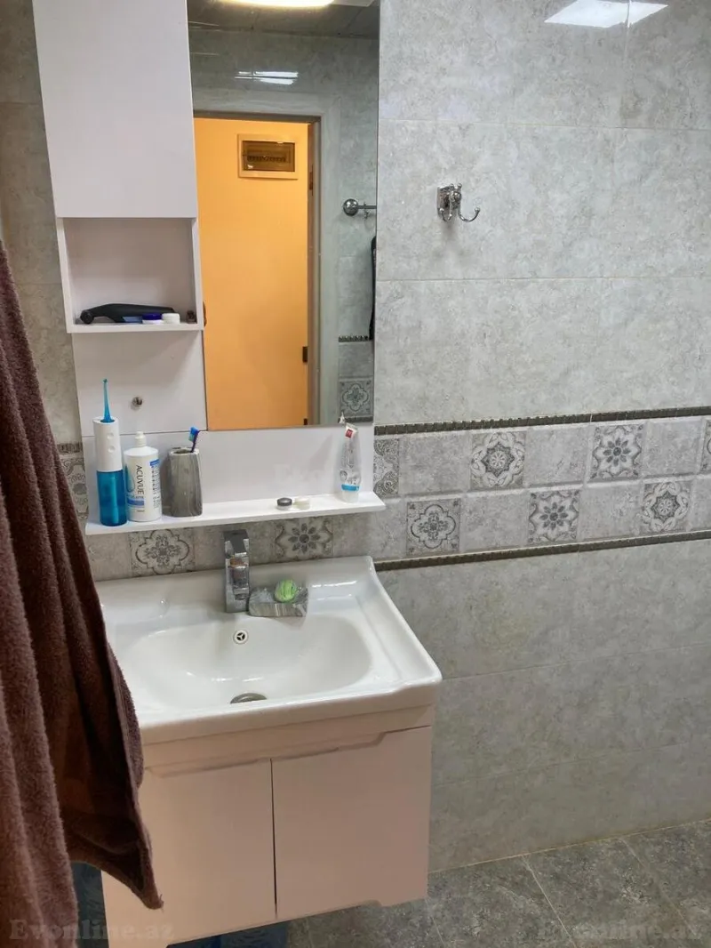 Kirayə verilir 2 otaqlı Mənzil Yeni tikili 50 m² Yasamal - şəkil 5