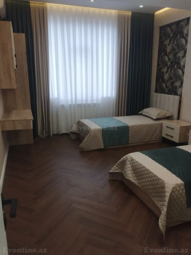 Satılır 3 otaqlı Mənzil Yeni tikili 140 m² Gənclik m. - şəkil 2