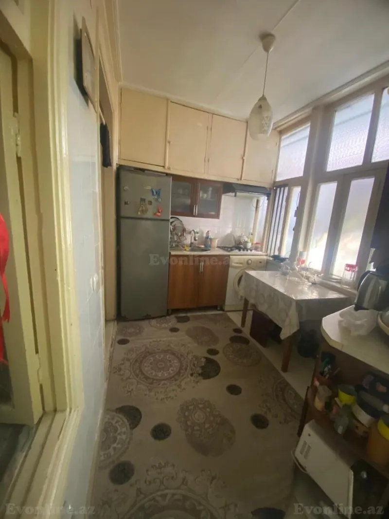 Kirayə verilir 3 otaqlı Mənzil Köhnə tikili 105 m² 28 May m. - şəkil 4