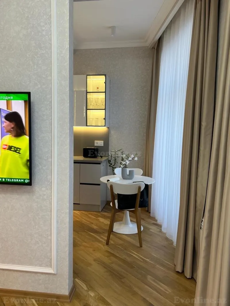 Kirayə verilir 2 otaqlı Mənzil Yeni tikili 80 m² 28 May m. - şəkil 12