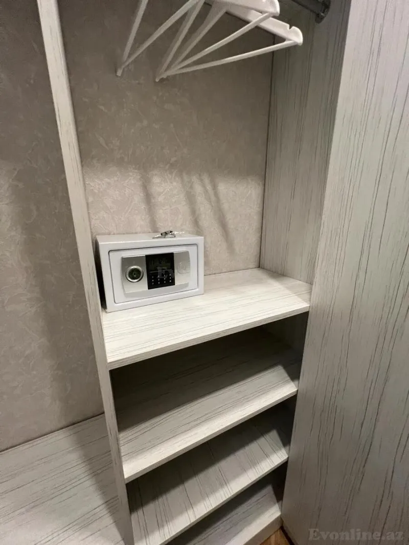 Kirayə verilir 2 otaqlı Mənzil Yeni tikili 80 m² 28 May m. - şəkil 23