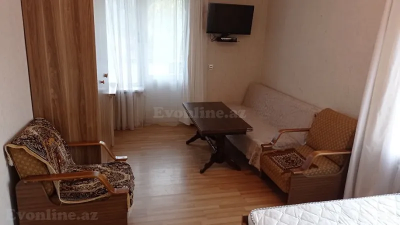 Kirayə verilir 1 otaqlı Mənzil Köhnə tikili 35 m² İçərişəhər m. - şəkil 2