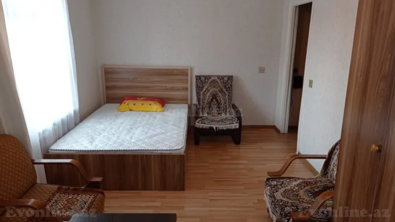 Kirayə verilir 1 otaqlı Mənzil Köhnə tikili 35 m² İçərişəhər m. - şəkil 3