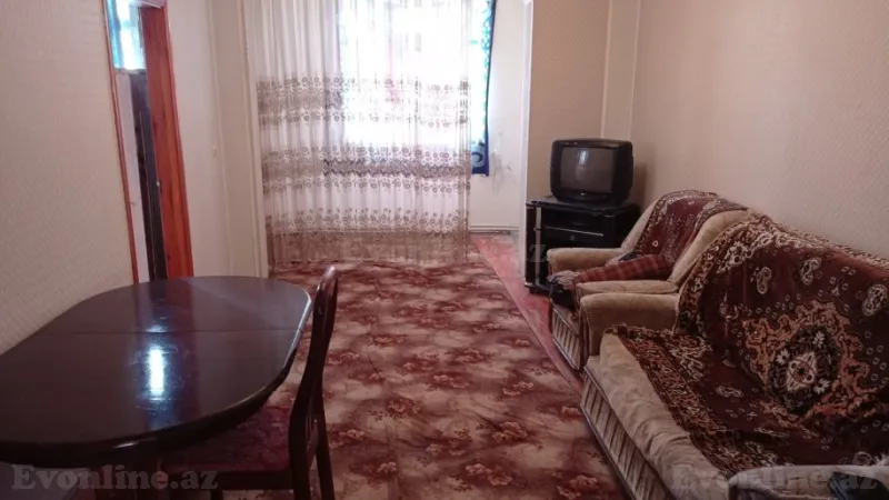 Kirayə verilir 2 otaqlı Mənzil Köhnə tikili 55 m² Memar Əcəmi m. - şəkil 2