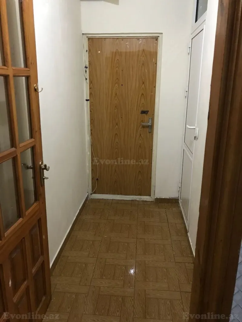 Kirayə verilir 2 otaqlı Mənzil Köhnə tikili 55 m² Memar Əcəmi m. - şəkil 4