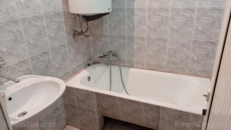 Kirayə verilir 2 otaqlı Mənzil Köhnə tikili 55 m² Memar Əcəmi m. - şəkil 5