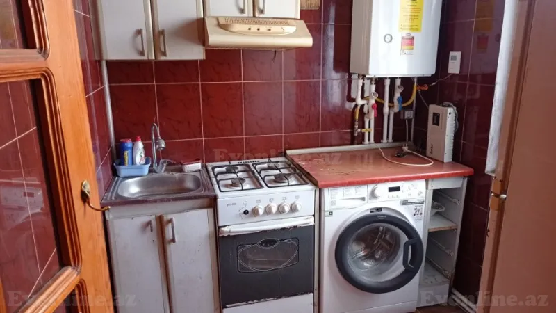 Kirayə verilir 2 otaqlı Mənzil Köhnə tikili 55 m² Memar Əcəmi m. - şəkil 6