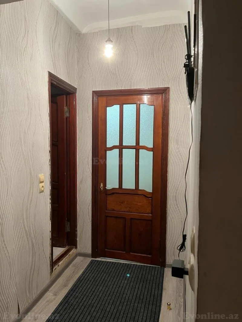 Kirayə verilir 2 otaqlı Mənzil Köhnə tikili 40 m² 8 Noyabr m. - şəkil 6