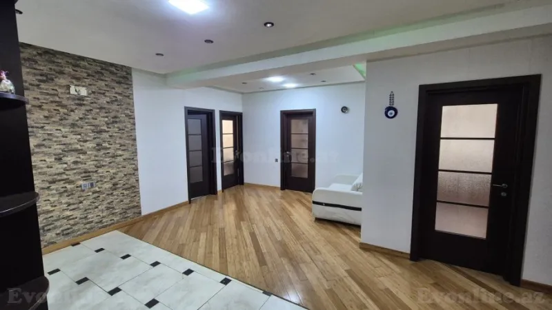 Satılır 4 otaqlı Mənzil Yeni tikili 164 m² Nəriman Nərimanov m.