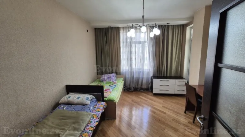 Satılır 4 otaqlı Mənzil Yeni tikili 164 m² Nəriman Nərimanov m. - şəkil 3