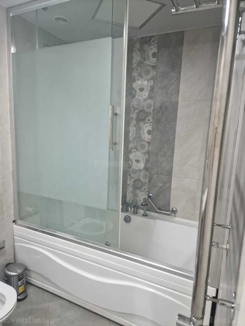 Kirayə verilir 3 otaqlı Mənzil Yeni tikili 130 m² Yasamal - şəkil 21