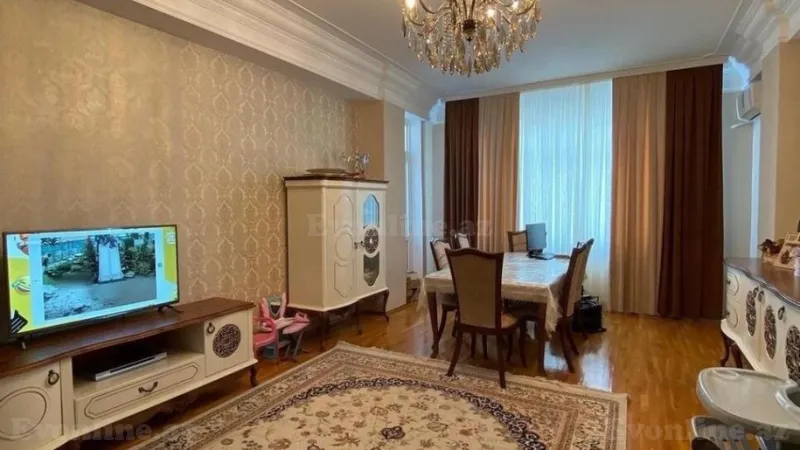 Satılır 3 otaqlı Mənzil Yeni tikili 111 m² 5-ci mikrorayon