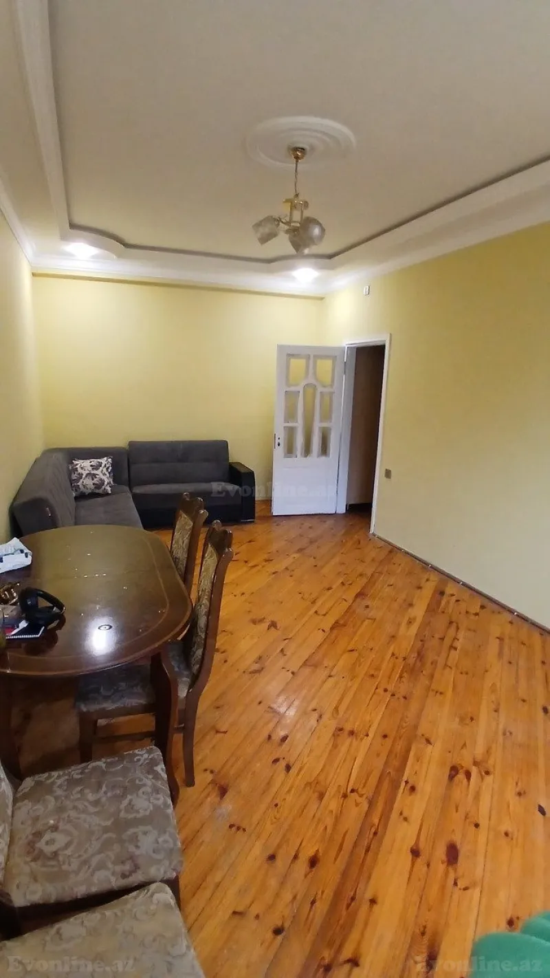 Kirayə verilir 2 otaqlı Mənzil Köhnə tikili 60 m² Əhmədli