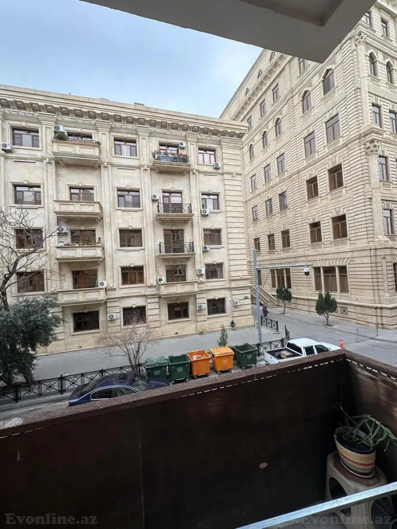 Kirayə verilir 3 otaqlı Mənzil Köhnə tikili 117 m² İçərişəhər m. - şəkil 7