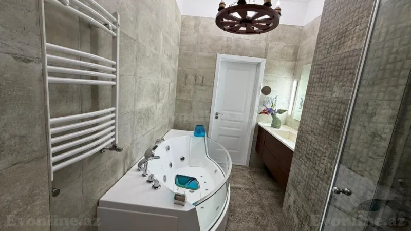 Kirayə verilir 4 otaqlı Mənzil Yeni tikili 180 m² Xətai r. - şəkil 6