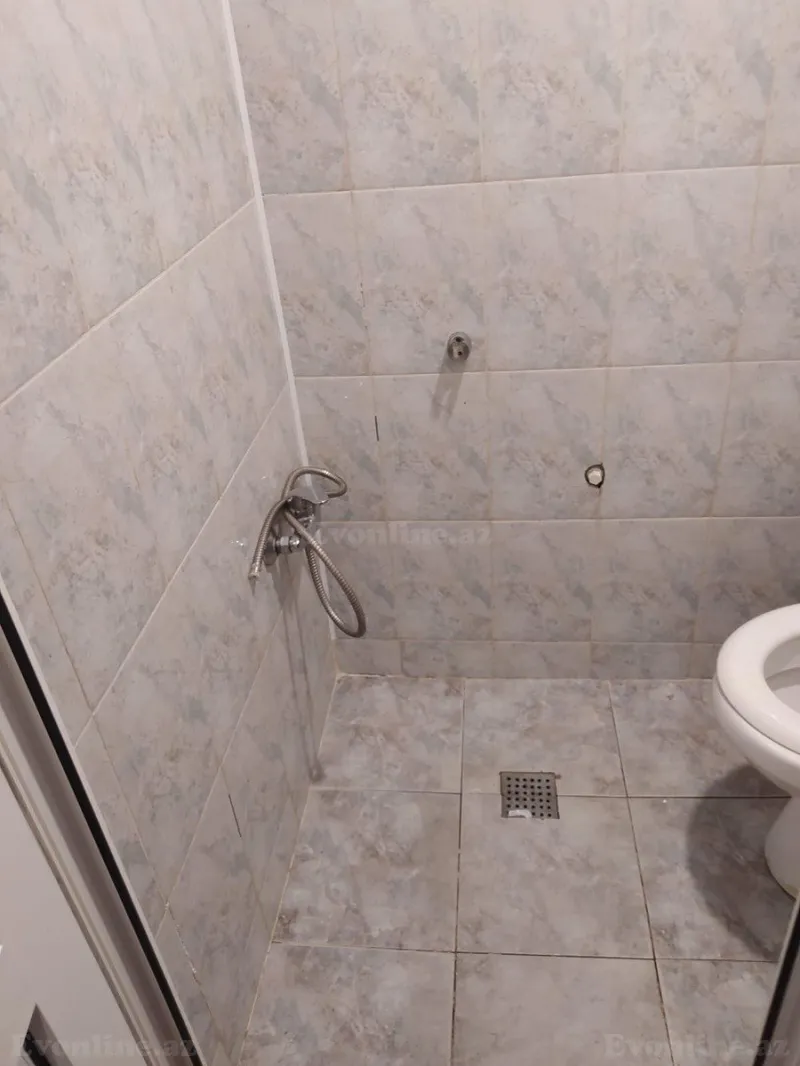 Satılır 2 otaqlı Mənzil Köhnə tikili 45 m² Xalqlar Dostluğu m. - şəkil 7