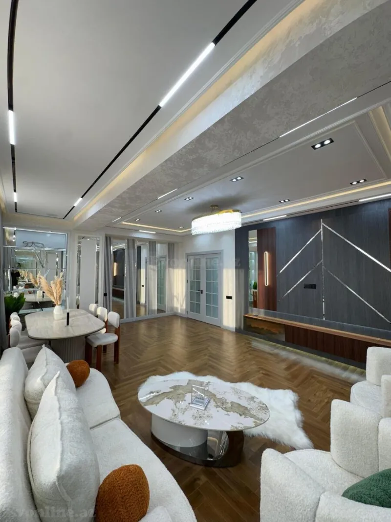 Satılır 4 otaqlı Mənzil Yeni tikili 186 m² Qara Qarayev m. - şəkil 2