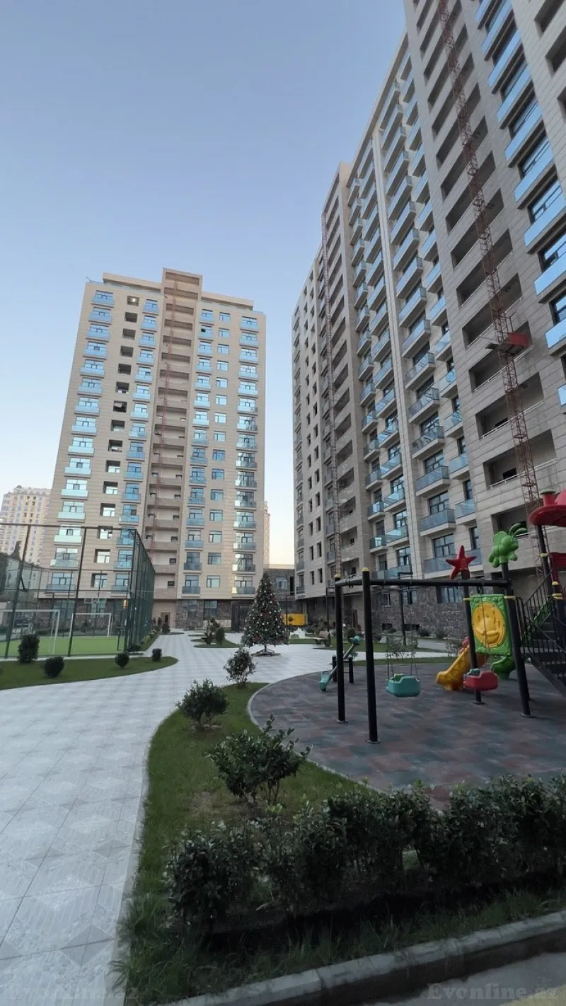 Satılır 4 otaqlı Mənzil Yeni tikili 148.3 m² 28 May m. - şəkil 3
