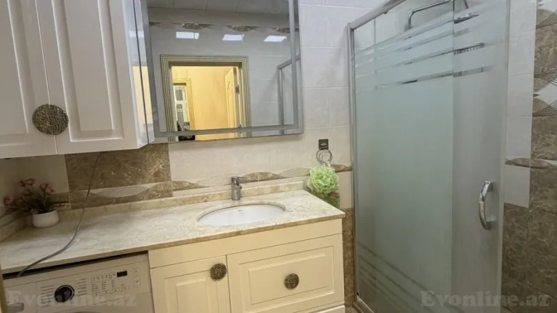 Kirayə verilir 3 otaqlı Mənzil Yeni tikili 120 m² Nizami m. - şəkil 6