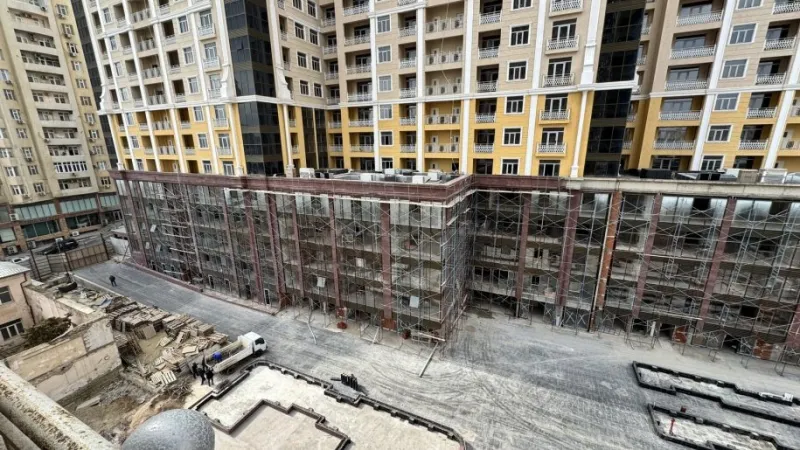 Satılır 3 otaqlı Mənzil Yeni tikili 112 m² 28 May m. - şəkil 2