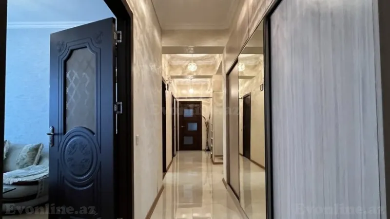 4 otaqlı Mənzil 100 m² Xırdalan Satılır