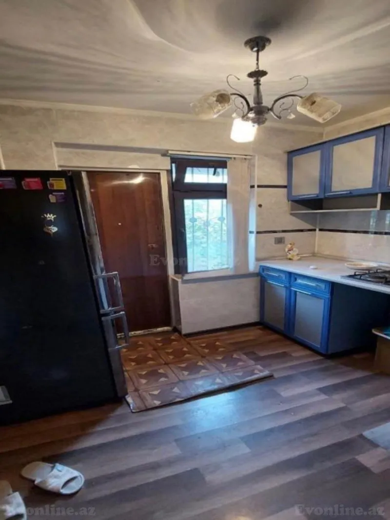 Satılır 3 otaqlı Mənzil Köhnə tikili 70 m² Xalqlar Dostluğu m. - şəkil 7