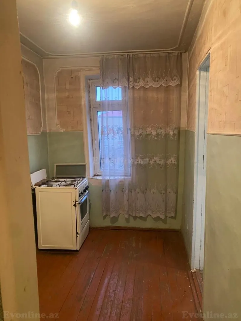 Satılır 3 otaqlı Mənzil Köhnə tikili 75 m² Şəmkir - şəkil 3