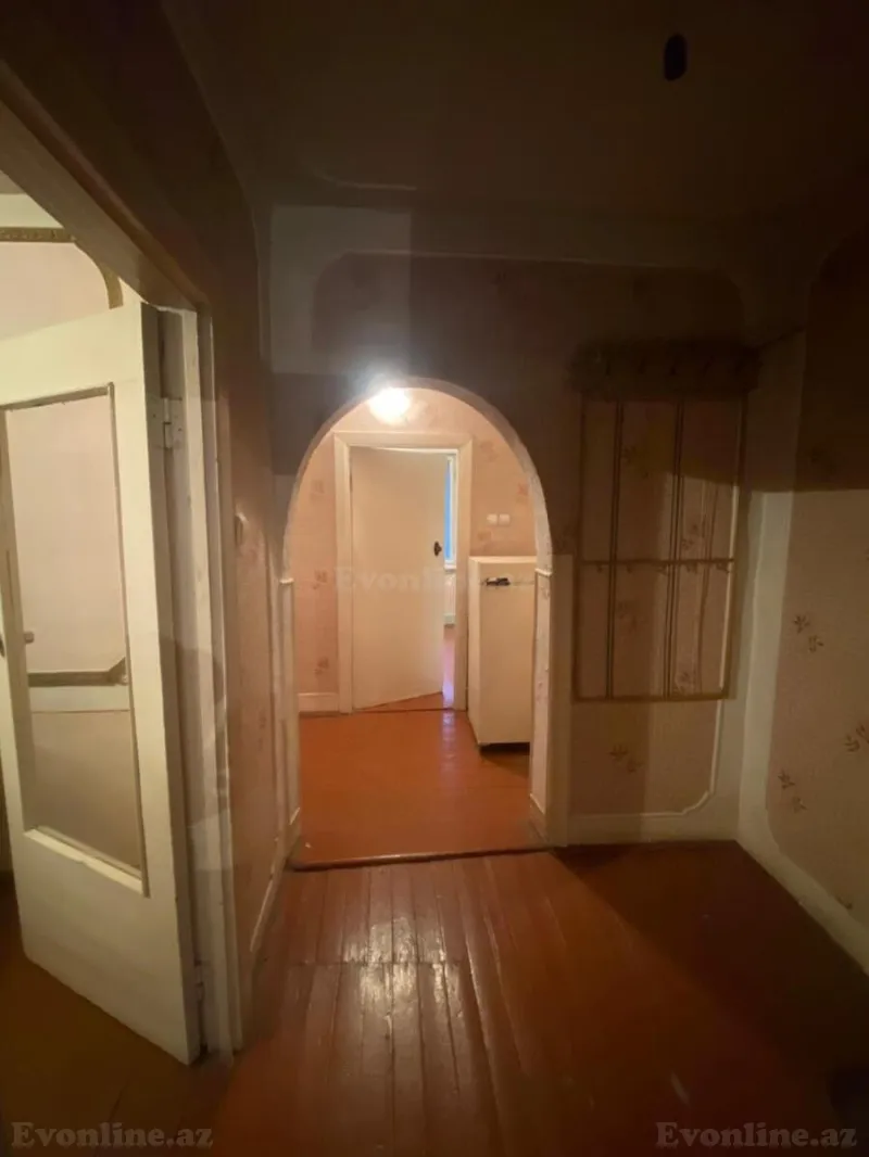 Satılır 3 otaqlı Mənzil Köhnə tikili 75 m² Şəmkir - şəkil 16