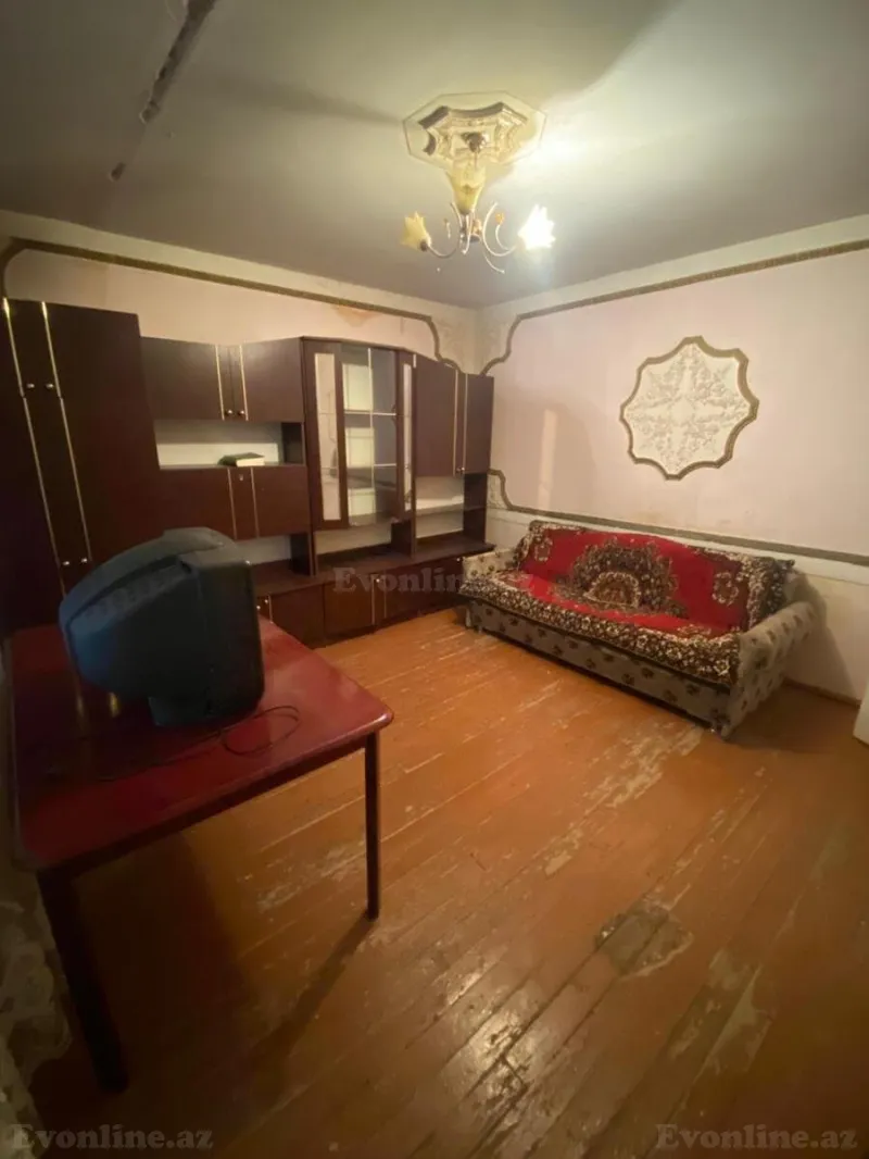 Satılır 3 otaqlı Mənzil Köhnə tikili 75 m² Şəmkir - şəkil 18