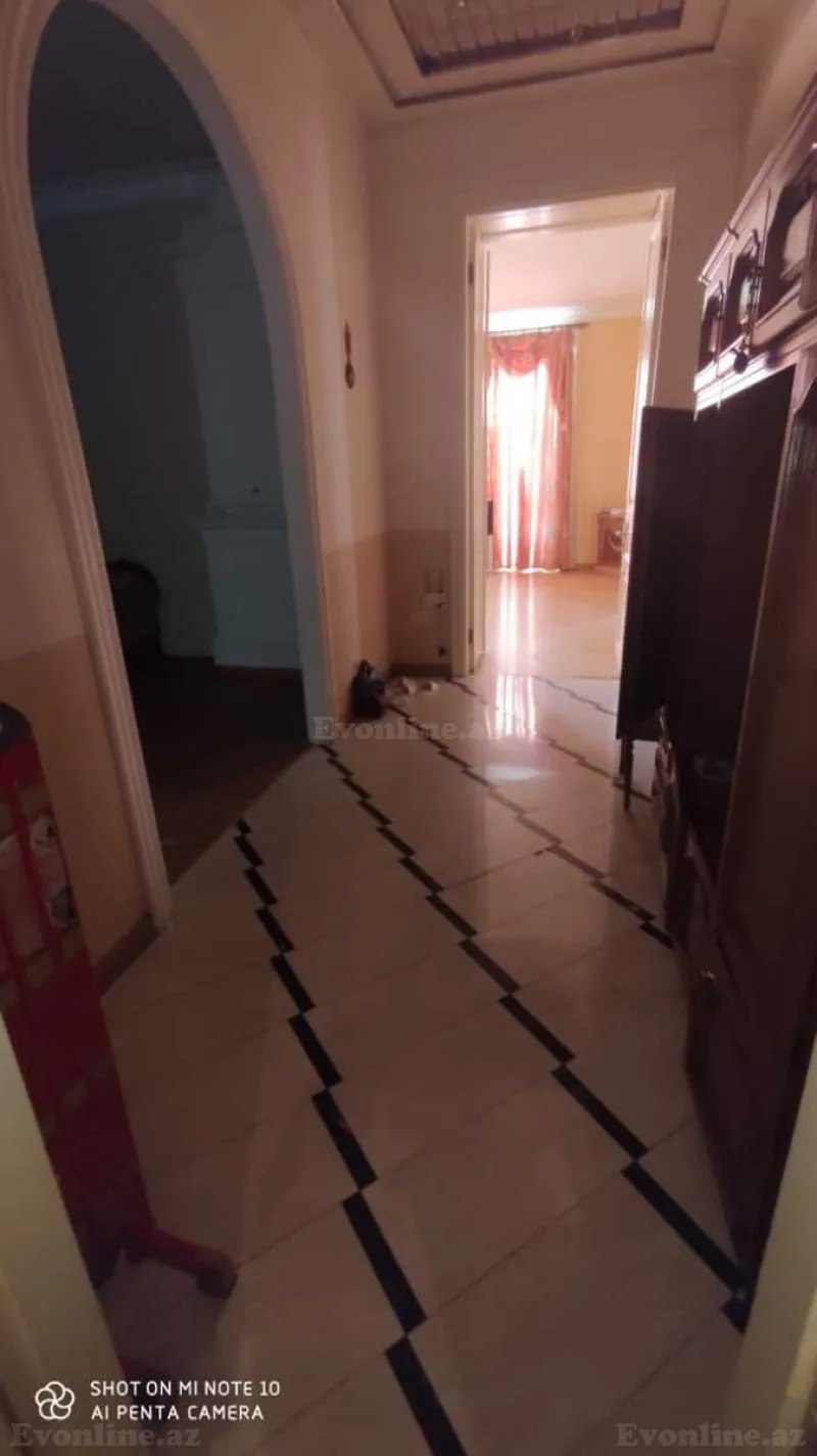 Satılır 4 otaqlı Mənzil Köhnə tikili 145 m² 28 May m. - şəkil 5