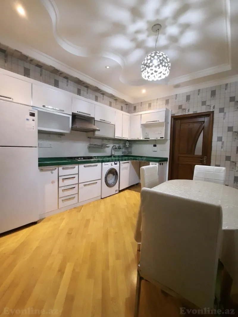 Kirayə verilir 2 otaqlı Mənzil Yeni tikili 95 m² Neftçilər m. - şəkil 12