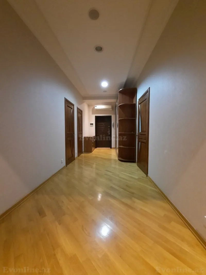 Kirayə verilir 2 otaqlı Mənzil Yeni tikili 95 m² Neftçilər m. - şəkil 14