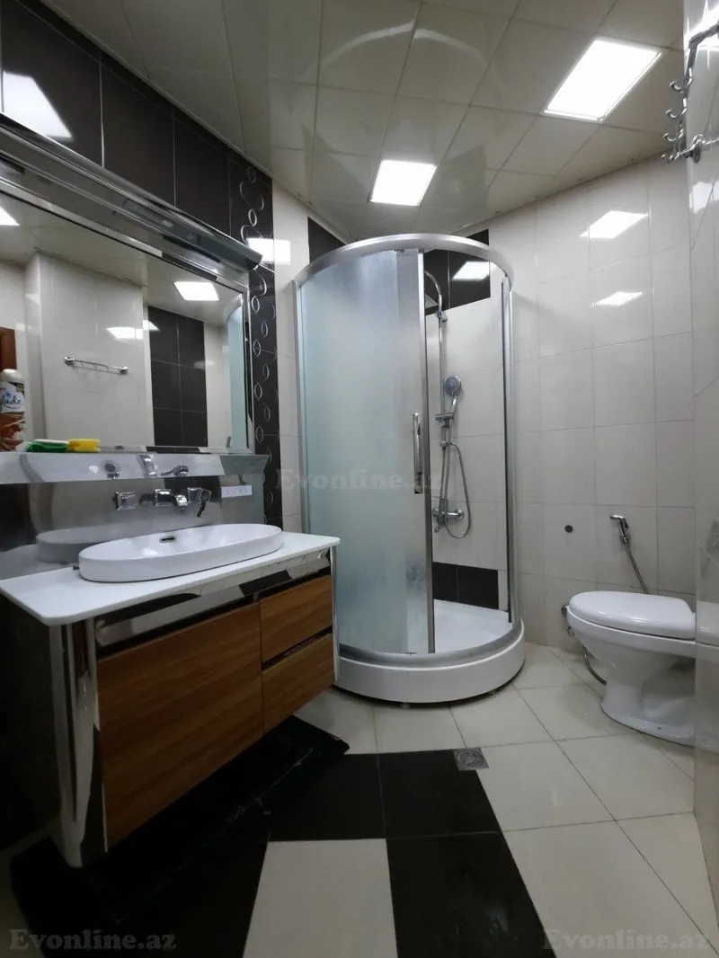 Kirayə verilir 2 otaqlı Mənzil Yeni tikili 95 m² Neftçilər m. - şəkil 15