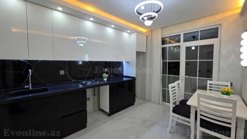 Satılır 2 otaqlı Mənzil Köhnə tikili 65 m² Həzi Aslanov m.