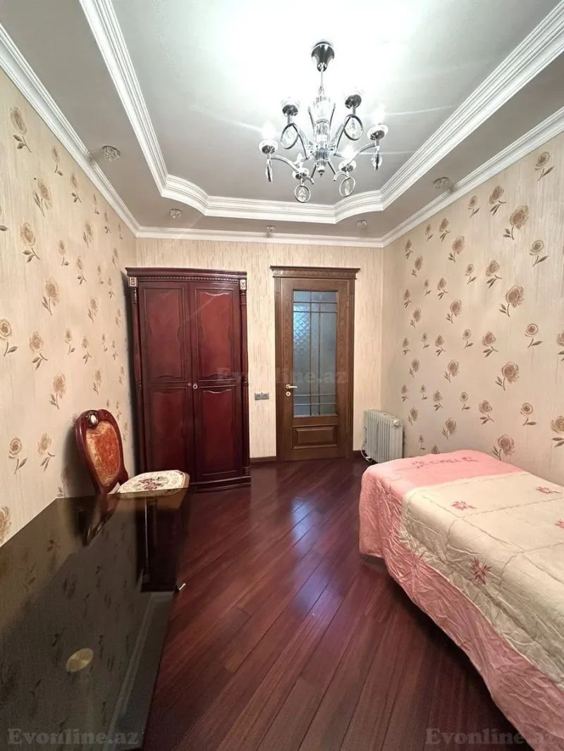 Kirayə verilir 4 otaqlı Mənzil Köhnə tikili 143 m² Nəriman Nərimanov m. - şəkil 8