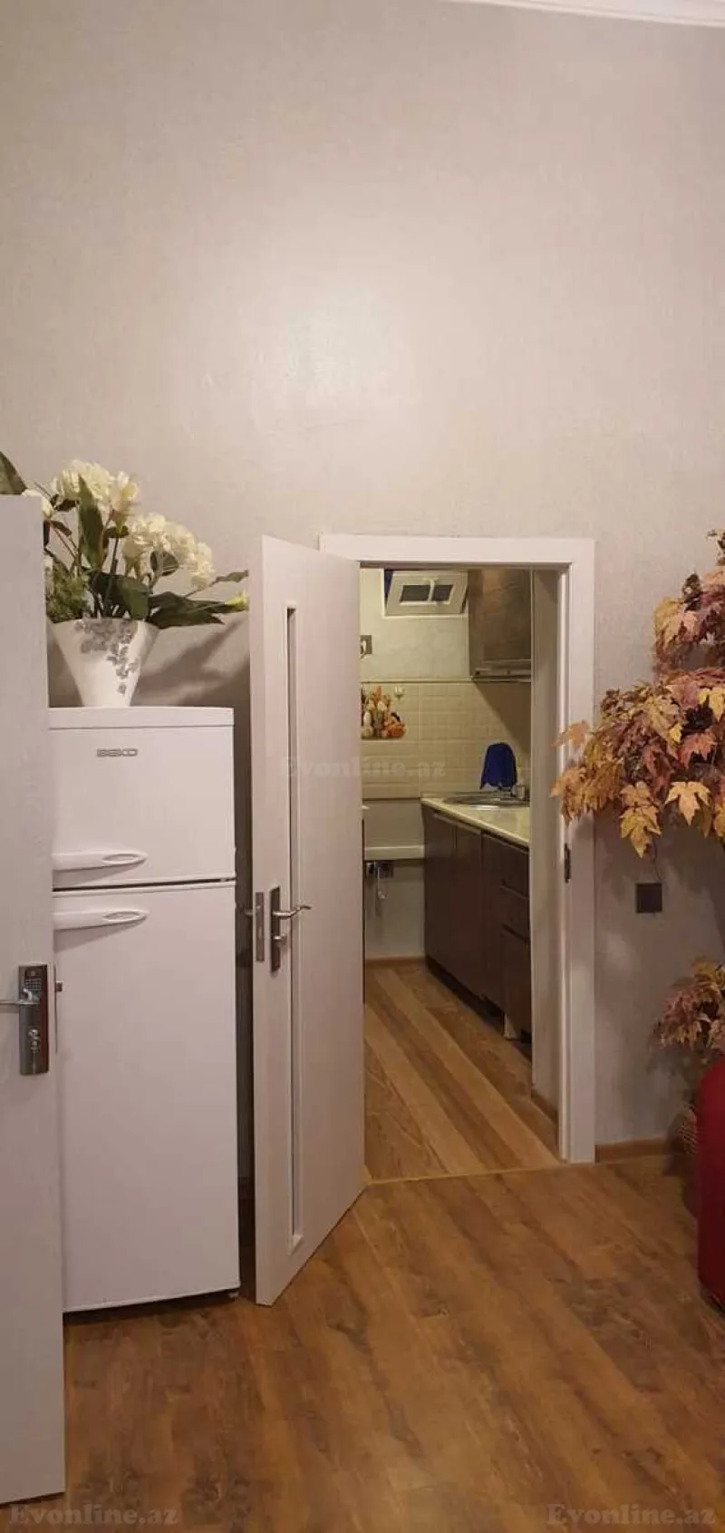 Kirayə verilir 2 otaqlı Mənzil Köhnə tikili 45 m² Səbail r. - şəkil 5