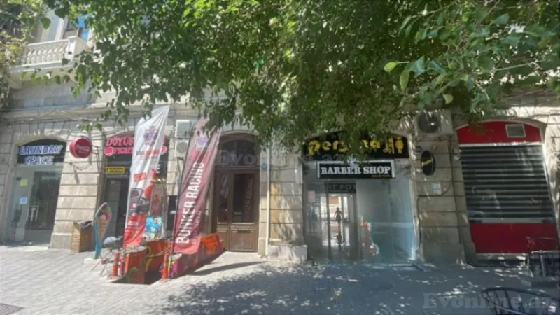 Kirayə verilir Obyekt 100 m² Sahil m.