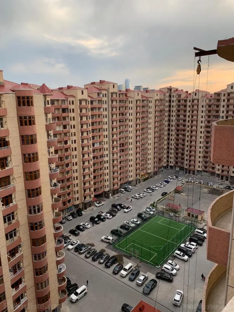 Kirayə verilir 2 otaqlı Mənzil Yeni tikili 80 m² Xətai m.